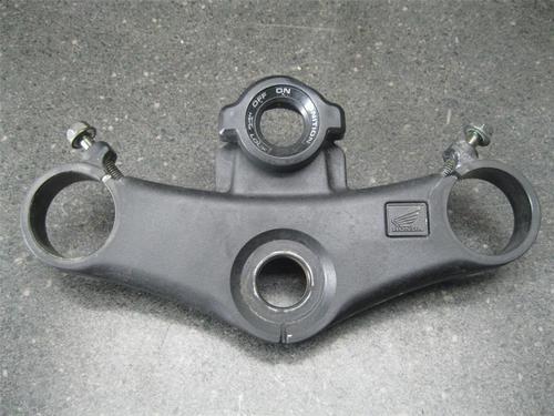 02 honda cbr 600 f4i top triple tree clamp 71h