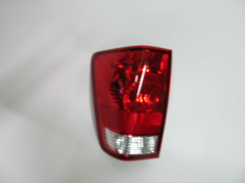 04 05 06 07 nissan titan oem left tail light nice