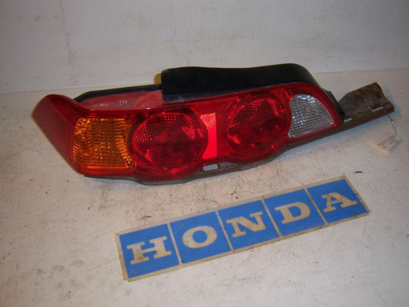 2002  acura rsx driver left taillight brake light lamp tail lens bracket