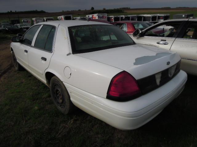 2004 ford crown victoria outer tail light lamp lower left