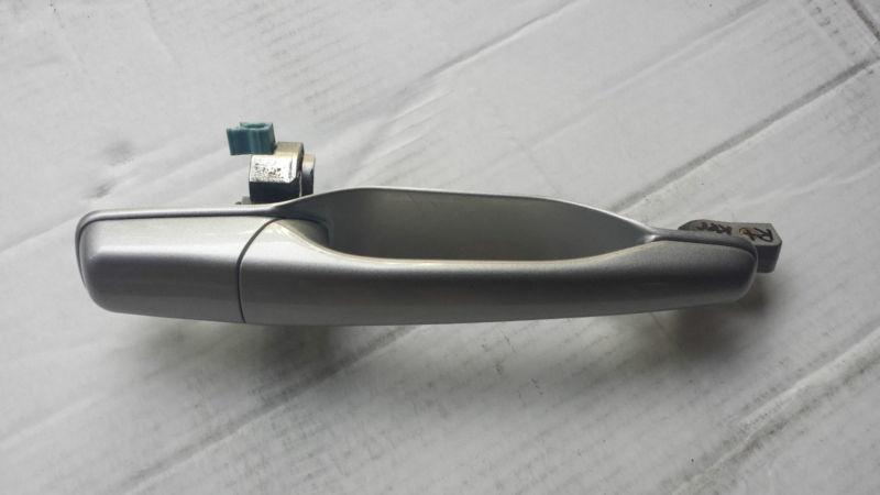 04-09 mitsubishi galant oem outside right rear door handle   