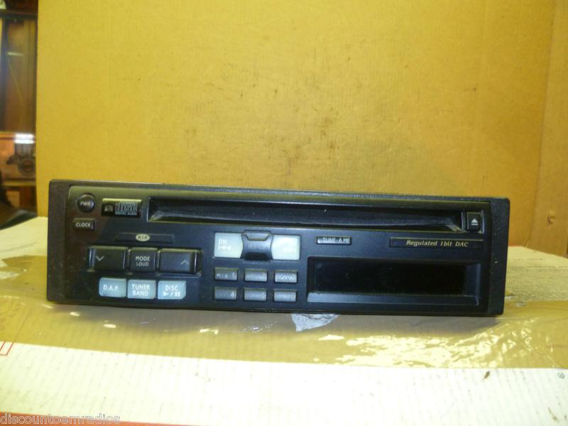 98-99 kia sephia radio cd player us960ay015 