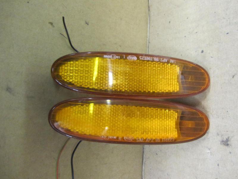 Jaguar xj8 98-99 1998-1999 front side marker light set passenger rh driver lh oe