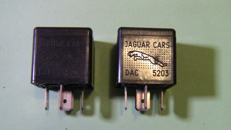  2 wiper relay, jaguar xjs, v23134-a55-x80 ,  dac 5203, used-full 