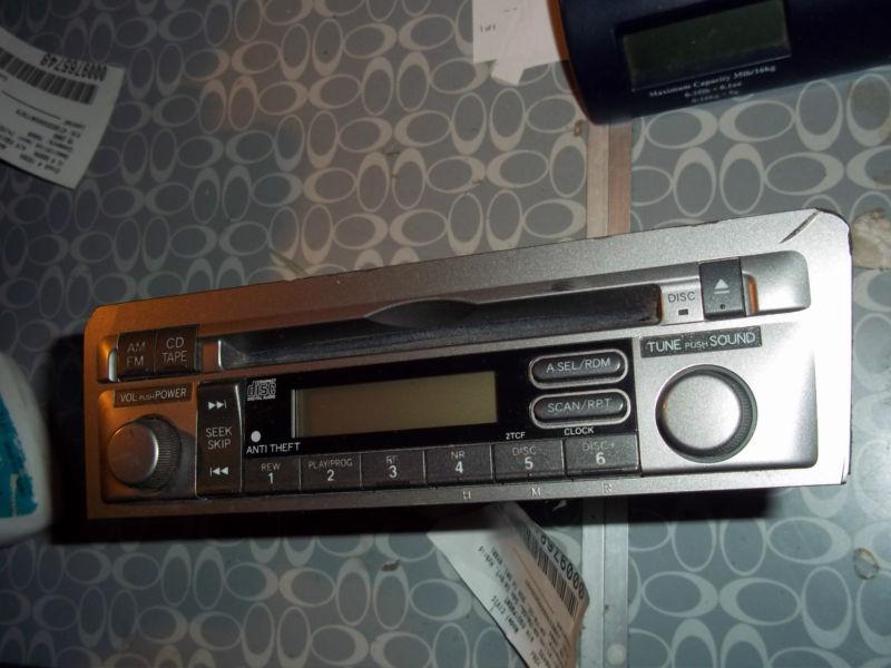  2004 2005 honda civic cd player radio  silver