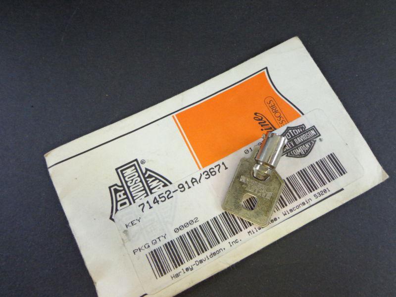 Harley davidson barrel key ignition/fork lock key 71452-91a 3671