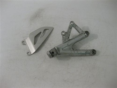 06-08 triumph daytona 675 right rearset peg rear set