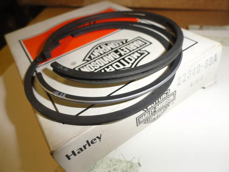 Sprint "new old stock/new in box"  piston ring set #22340-69a