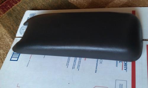 98-04 blazer s10 jimmy sonoma bravada center console lid armrest charcoal