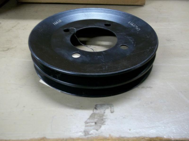 International 446725c1 pulley