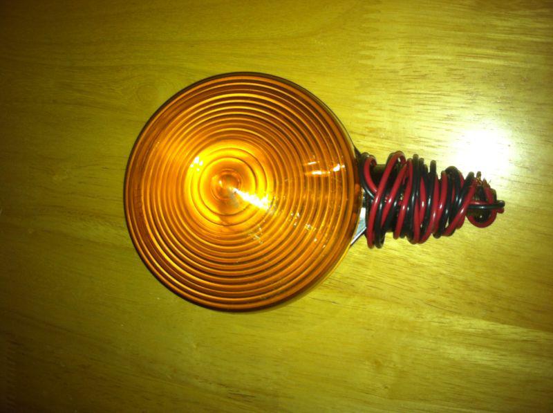 Grote  5529 / 9023   amber turn signal  marker light