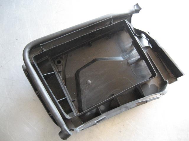 2000 bmw 528i rh cabin air intake box