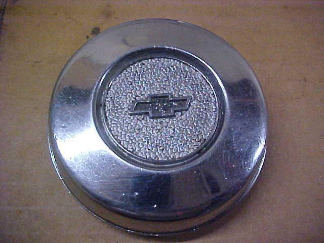 Corvair steering wheel horn button - 1968-69 monza (used)