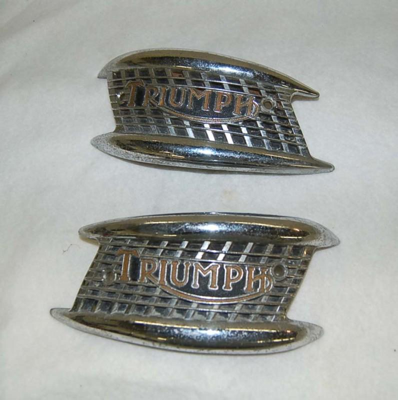 Original 1958 triumph t21, thunderbird, bath tub, tank emblem badge 4127, 4128