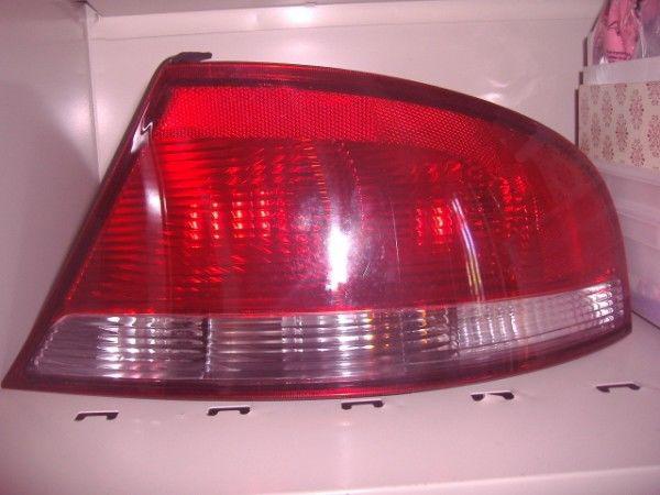 01-06 chrysler sebring sedan r/s tail light assy