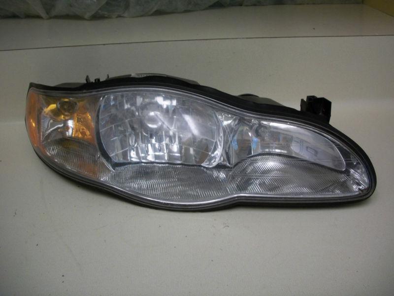 Chevy monte carlo 00 01 02 03 04 05 headlight oem rh  w free shipping 