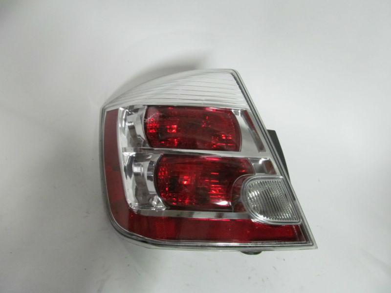 07 08 09 nissan sentra oem left tail light nice!