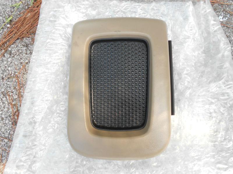 03 04 05 06 silverado tahoe suburban sierra avalanche center console lid tan