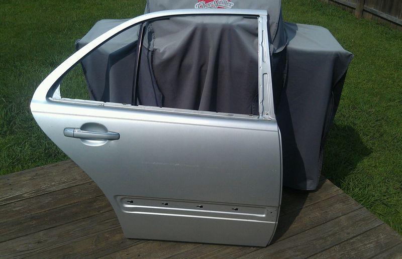 2000 mercedes e320 passenger rear door shell