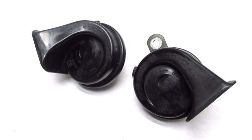 2001-2003 bmw 525i 530i 540i safety horn set pair high &amp; low note tone horns oem