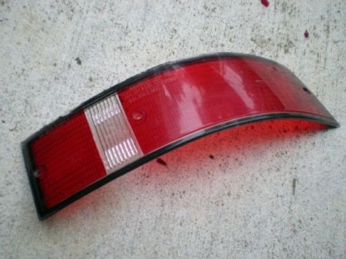 Porsche 911 / 912 tail light right lens (bosch)