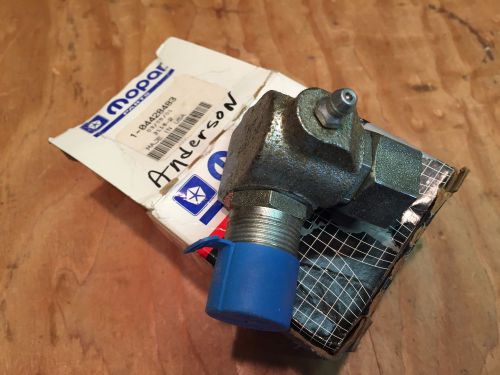 Dodge truck nos mopar speedometer drive pinion adapter (.667:1 ratio) 4428483