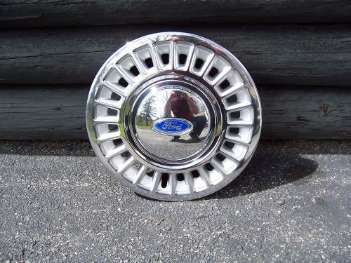 Ford e8ac-1130-ba e8az-1130-a hub cap/wheel cover crown victoria, n.o.s. 9/21/98