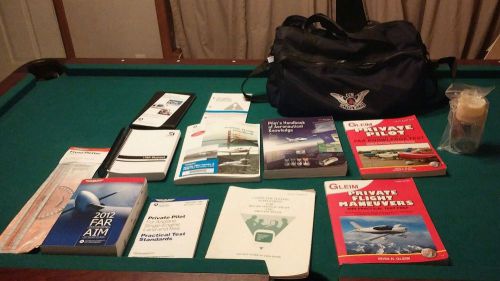 Single engine aircraft student pilot kit