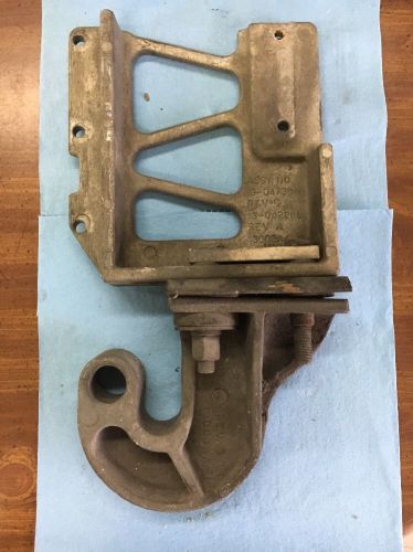 Peterbilt hood hinge pivot assembly (l/h) driver side. no reserve!