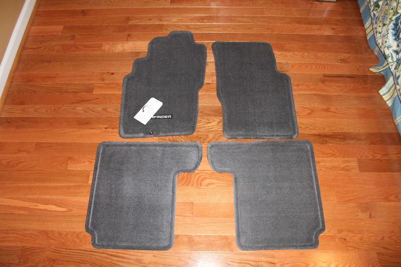 2001-2004 pathfinder oem factory carpet floor mats - gray