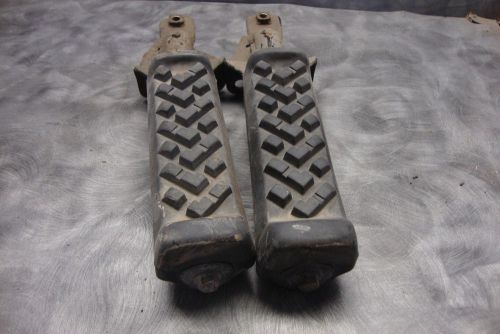 1985 klf 185 a klf185 atv bayou a10 left front right foot peg mount pedal floor