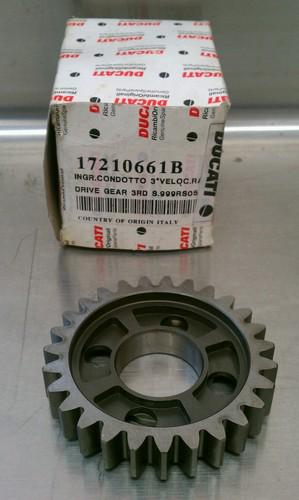 Ducati oem 3rd gear driven 1098rs 999rs new 17210661b