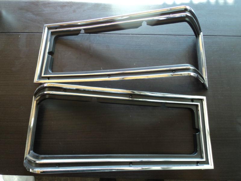 Nos 1976 76 pontiac grand lemans chrome head light bezel  set pair