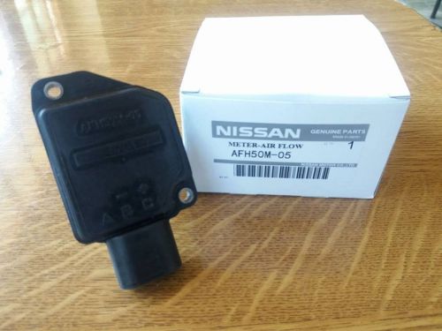 ## genuine nissan maf sensor afh50m 05 air flow meter ##