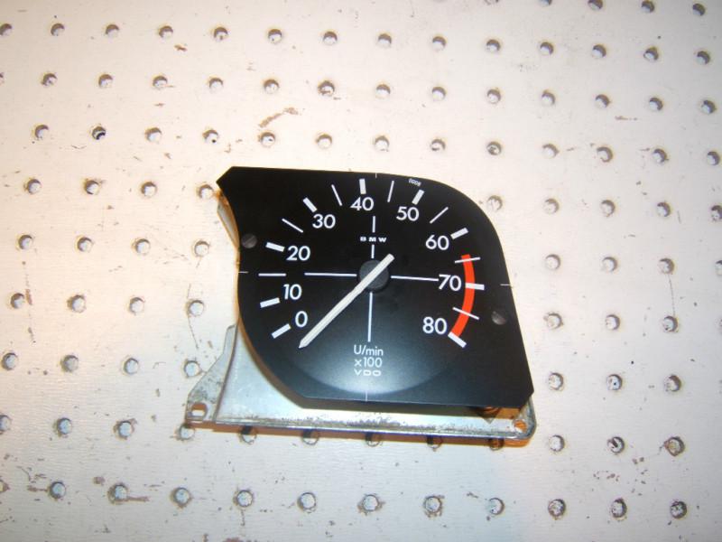 Bmw late model 2002 ,tii instrument cluster oem late style  techometer, 230/33/6