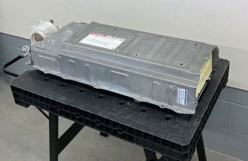 2010-2015 toyota prius hybrid battery pack (warranty - 30 months)