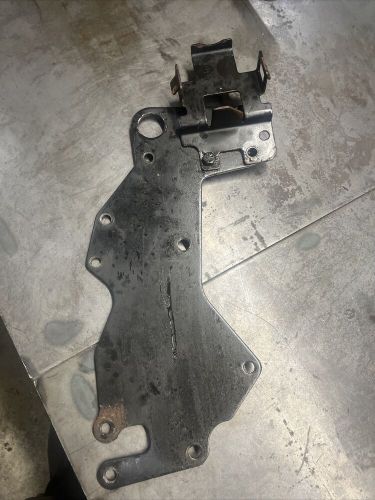 Mercruiser v6 4.3 bracket