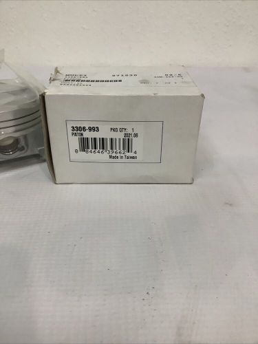 Arctic cat wildcat trail lime piston 3306-993 new oem