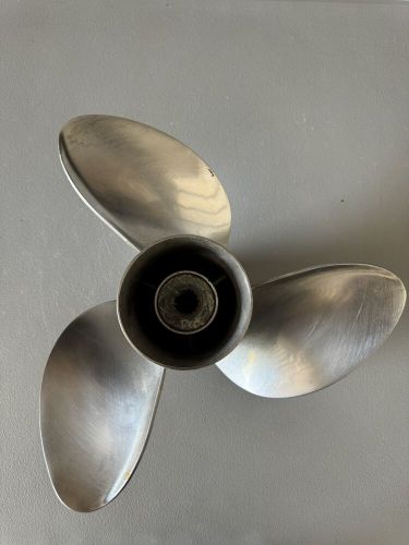 Suzuki df300 300hp outboard stainless propeller (3x16x20r)