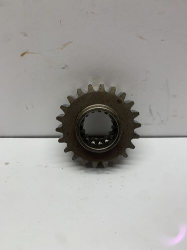 2000 polaris rmk 800 top chain case  sprocket 22t #3221098