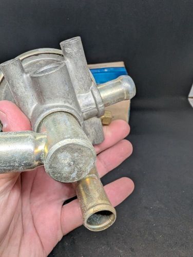 Nos 1966 1967 ford e100 econoline van 240 t/e thermactor anti backfire valve