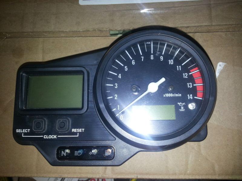  1999 yamaha r1 98-01 yzf 1000 speedometer speedo 4177 miles dash cluster tach