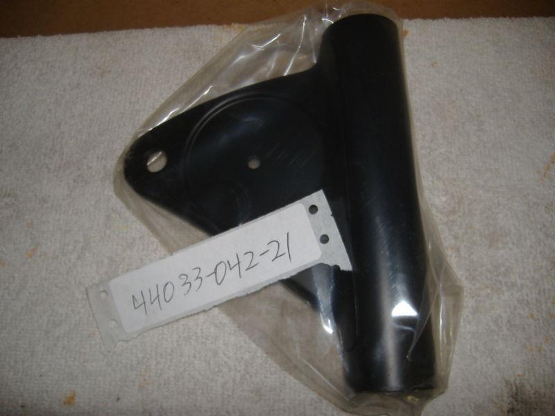 44033-042-21  new kawasaki  cover-l.h fork,black  g4, kv100