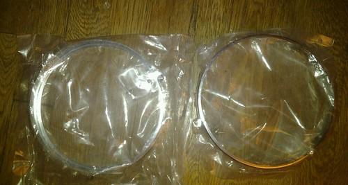 Headlight retainer rings