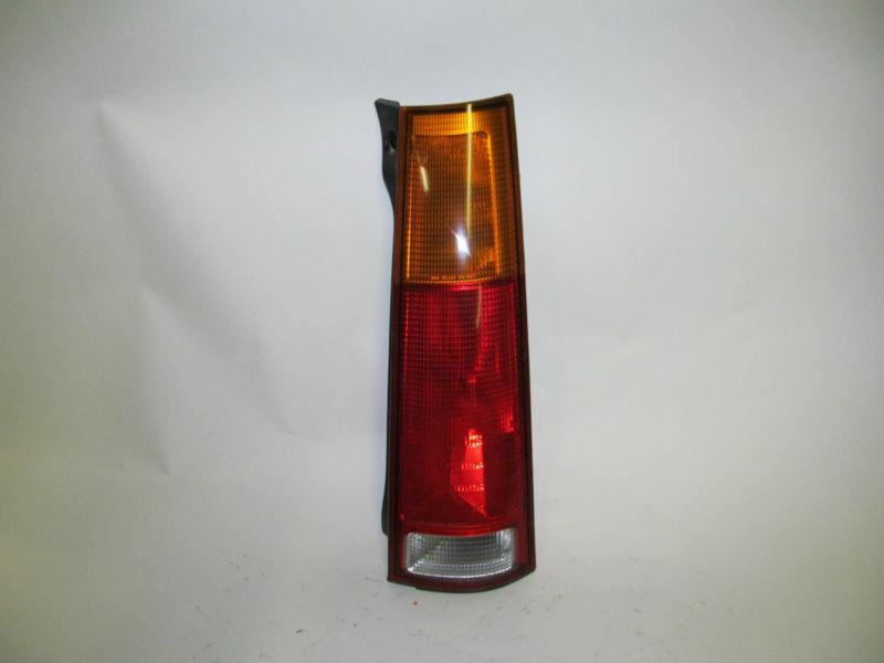 97 98 99 00 01 honda crv oem right tail light nice!