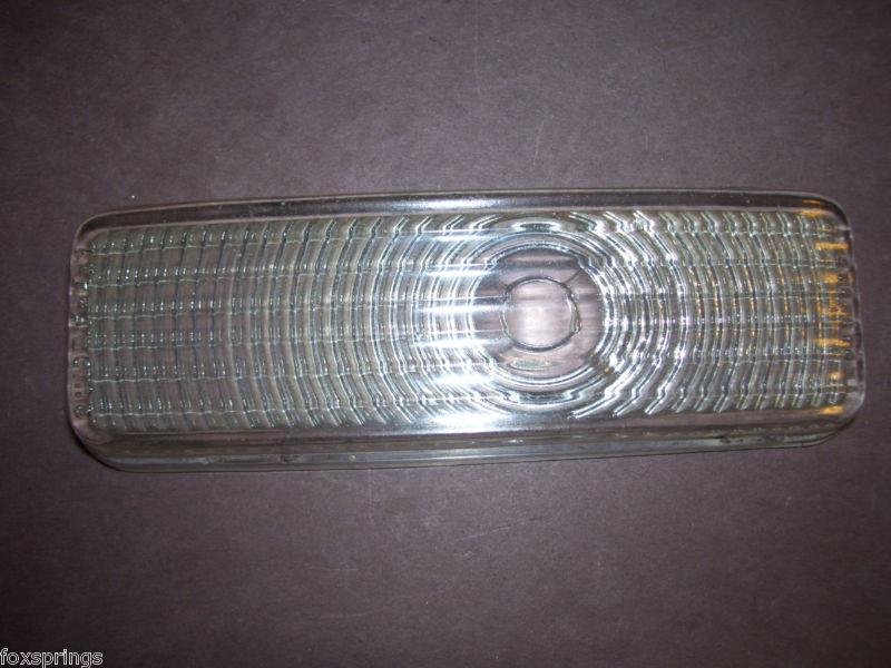 1951-52 pontiac glass parking light lens - guide f2-51  -  5939984   -   p45