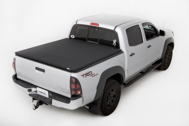 Lund 95885 black pearl; tri-fold tonneau 05-13 tacoma