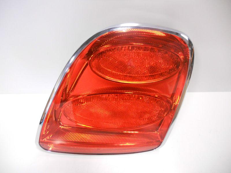 05-09 bentley continental gt 2 door rh passenger side taillight w/chrome 