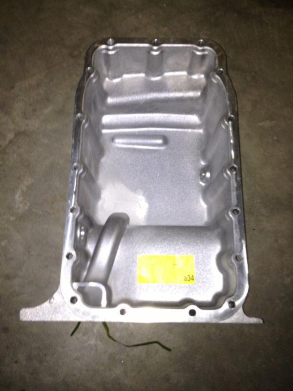 New genuine oem saab sump / oil pan 9483017