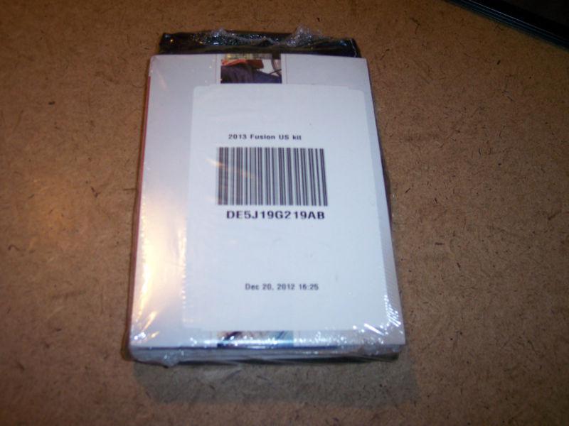 New  2013 ford fusion owners manual guide with case--b0204